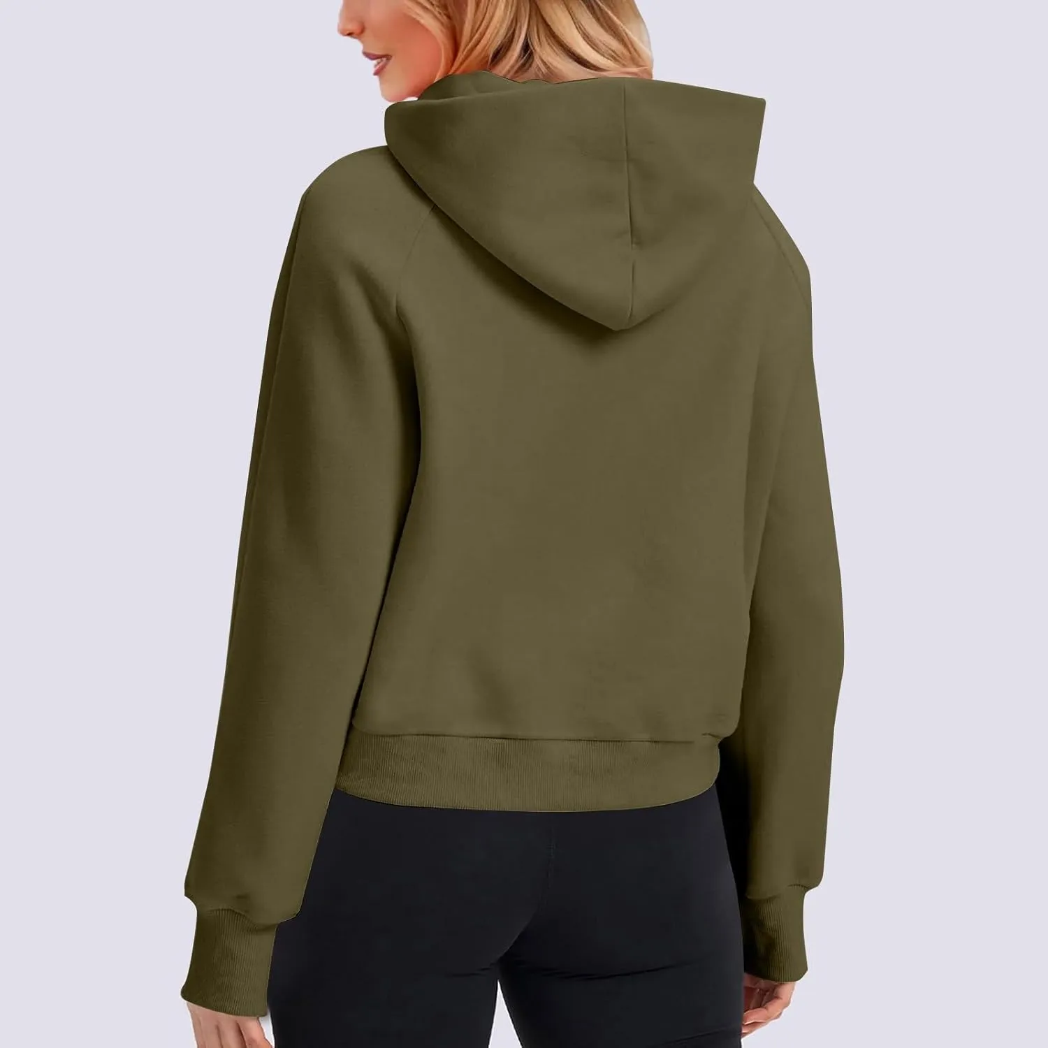 Hoodies for Women Long Sleeve Thumb Hole Sweatshirts Fleece Lined Cropped Loose Fit Hoodies Pullover with Pocket