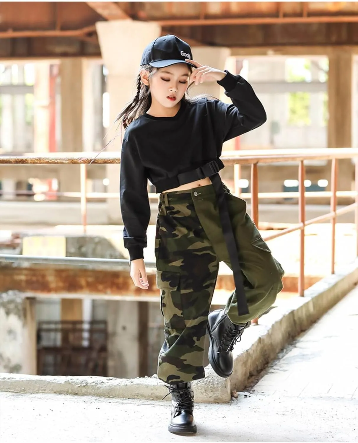 Rolanko Girls Cargo Pants for Kids Loose Streetwear Hip Hop Dance Cotton Cargo Jogger Pants for Kids 4-15 Years