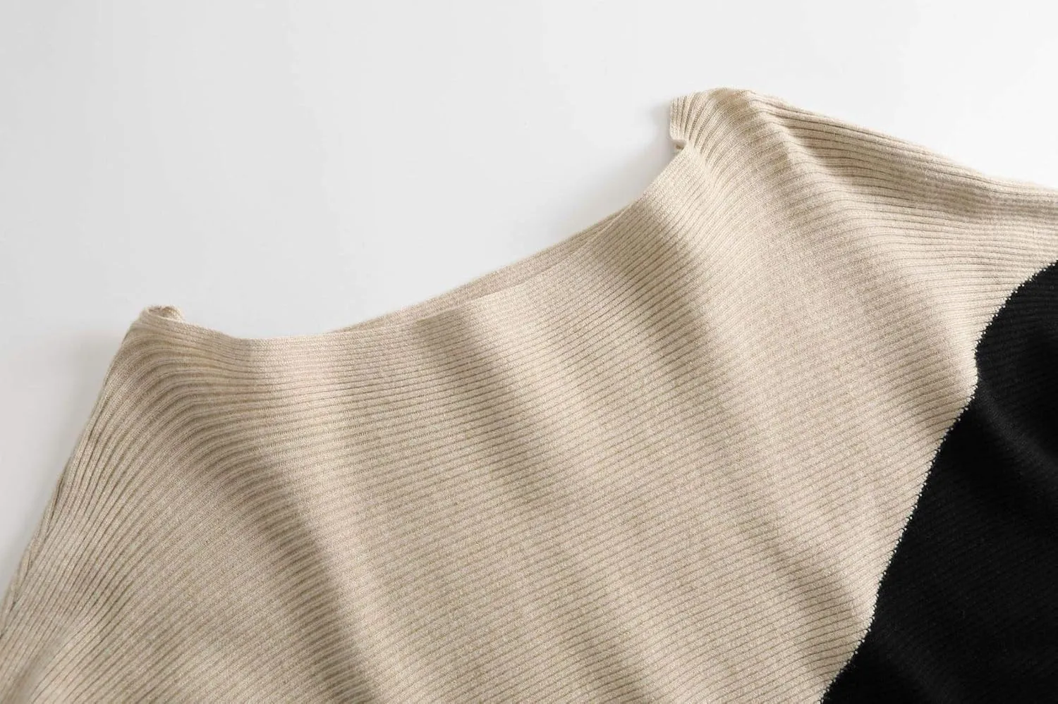 Women's Boat Neck Batwing Sleeves Dolman Fall Winter Knitted Sweaters Pullovers Tops