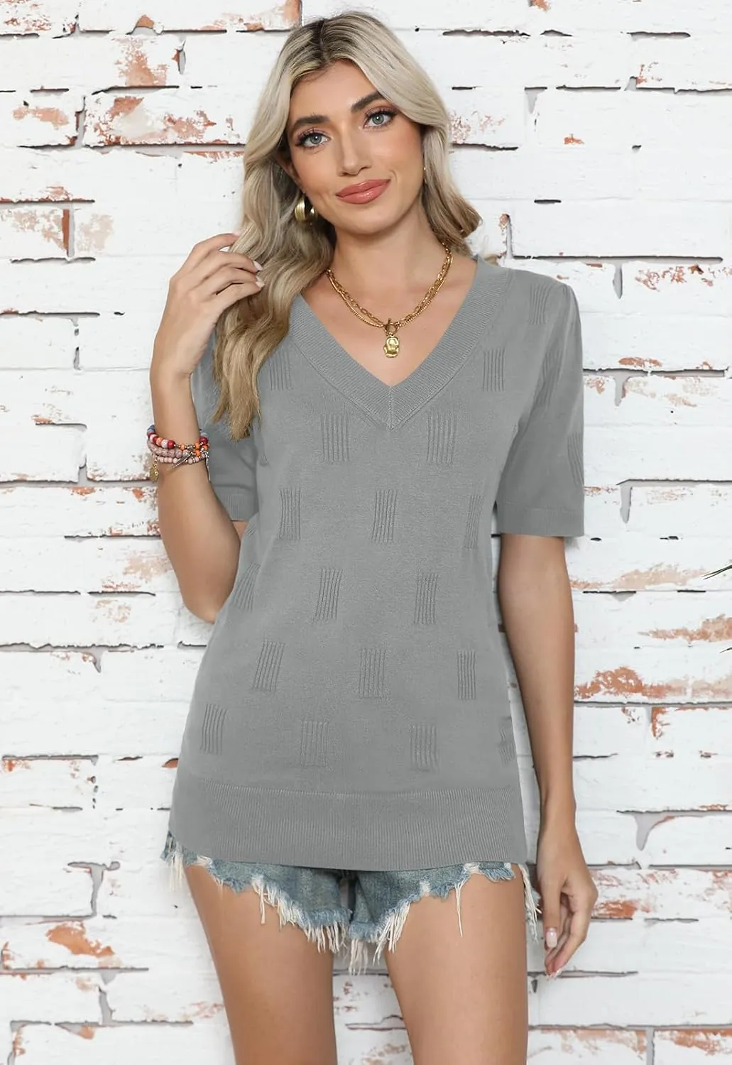 Yincro Womens Short Sleeve Sweaters Fall Summer Tops V Neck Lightweight Knit Pullovers